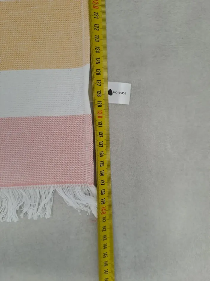 Serviette de Plage / Piscine Rayée Pastel - Douceur Bouclette & Franges - Passion Beauté - photo numéro 5