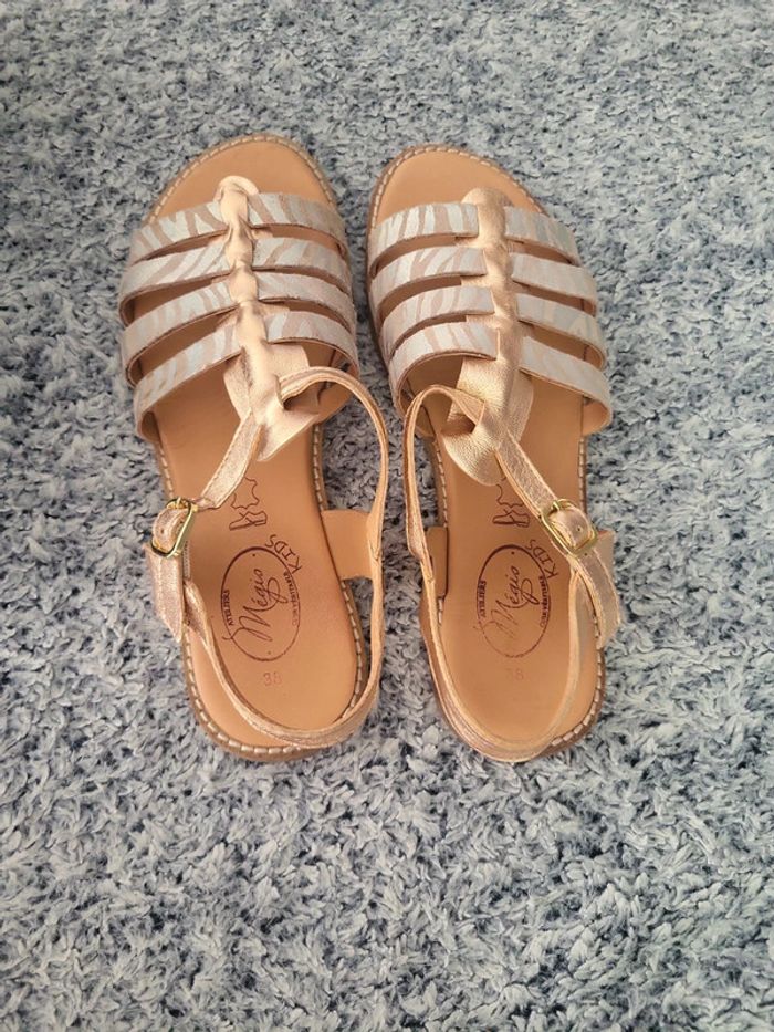 Nus pieds comme neufs p38 GBB - photo numéro 5