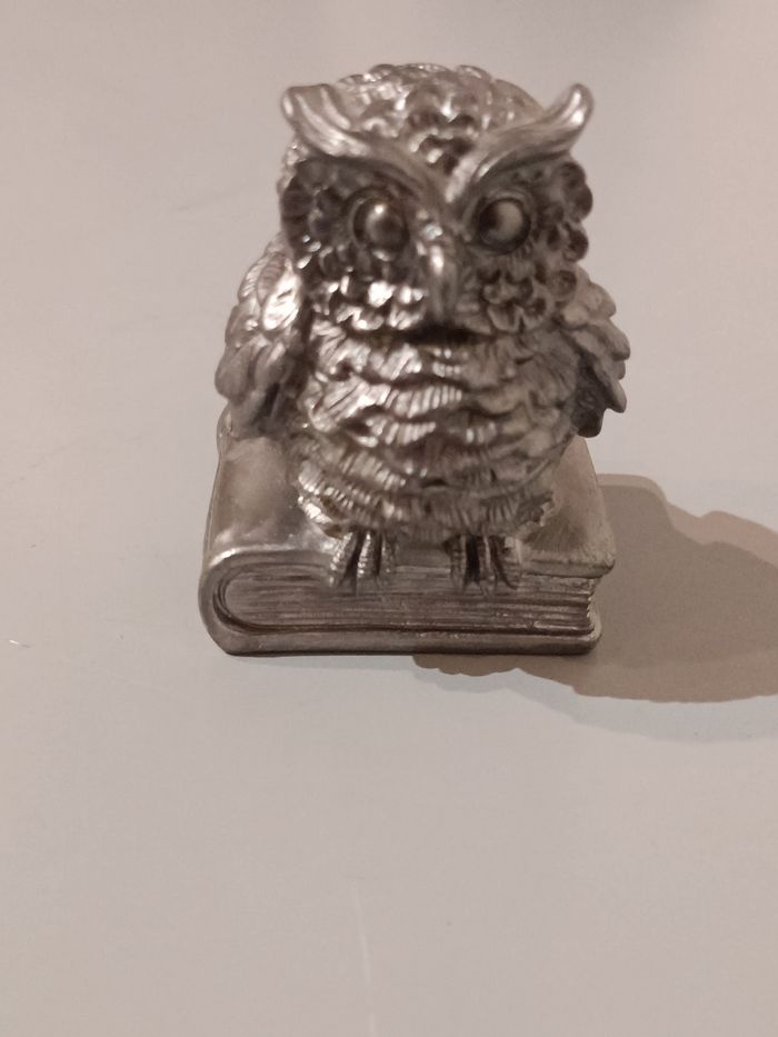 Chouette sur livre métal - photo numéro 10