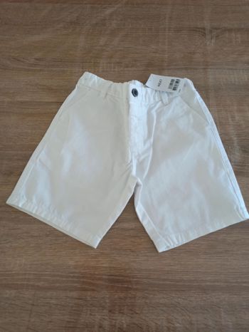Short blanc
