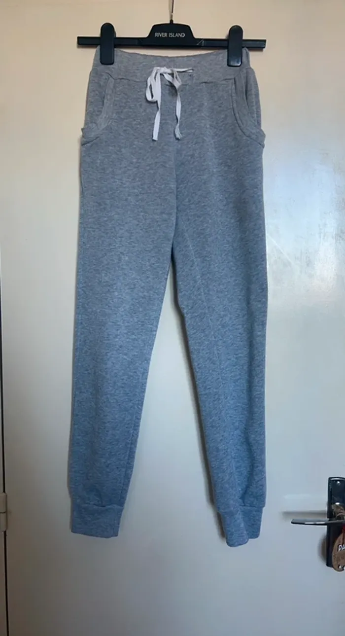 Ensemble sweat + jogging T36 🩷🩶 - photo numéro 9