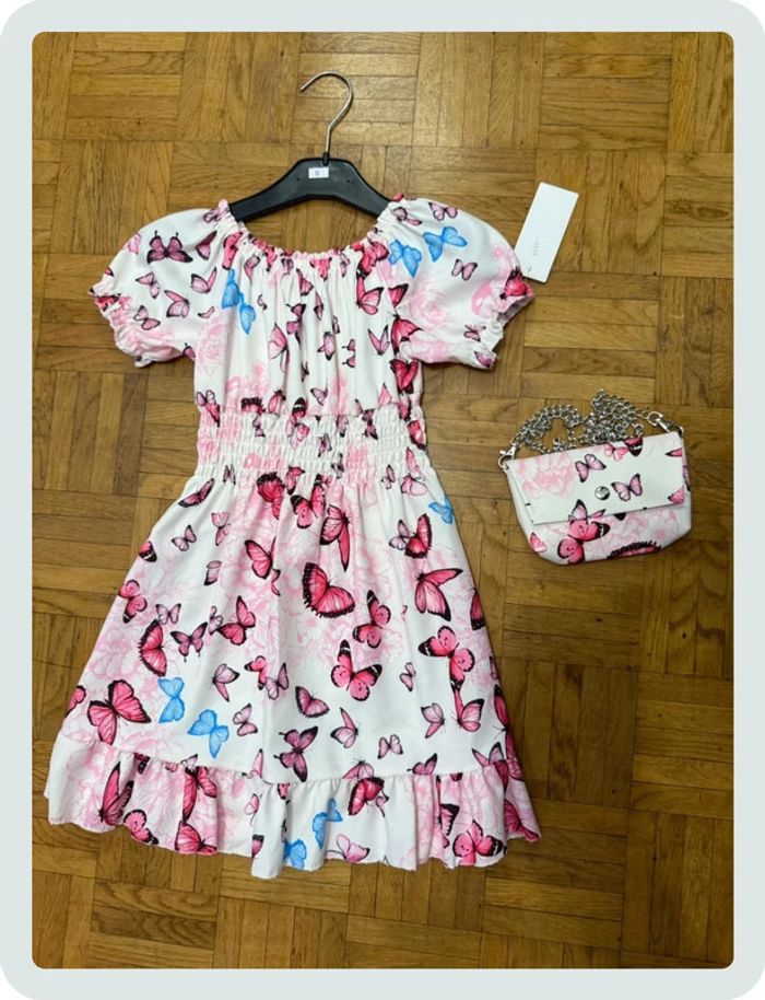 Robe à papillons roses - photo numéro 3