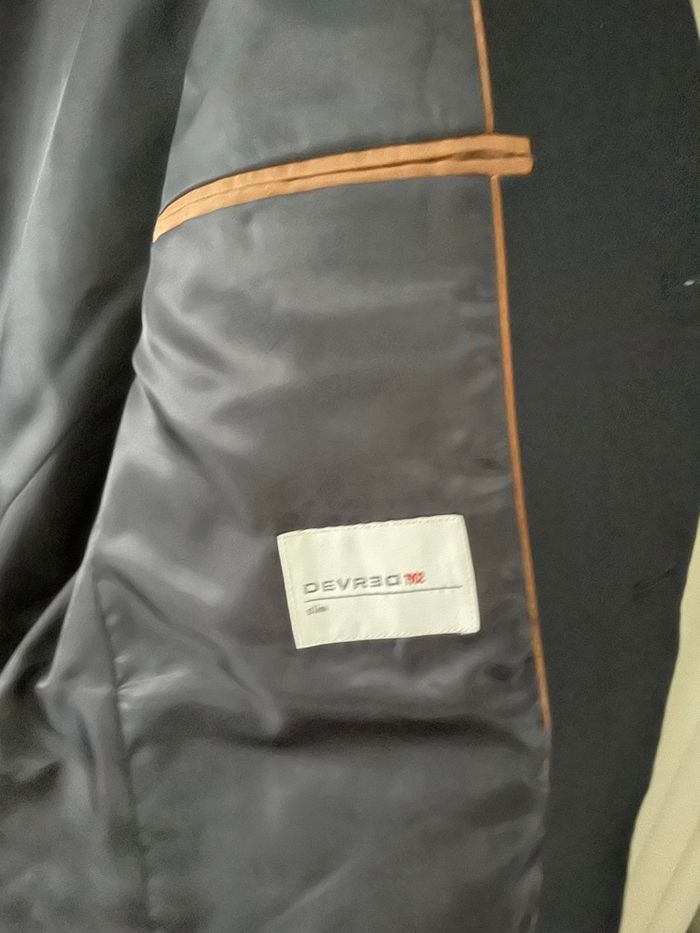 Costume Devred, veste taille 54 pantalon taille 40 140 € très bon état - photo numéro 5