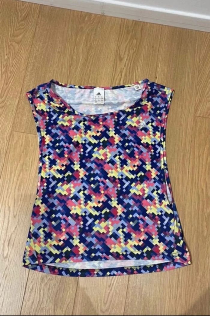 Superbe top sport Adidas Pixels 🌸 S 36 38 - photo numéro 5