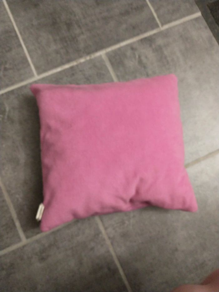 Coussin Minnie Disney - photo numéro 2