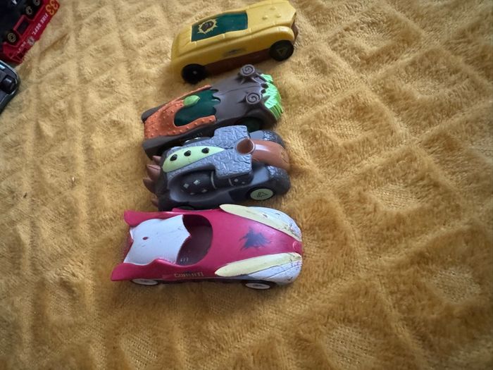 Lot de 4 voitures gormiti - photo numéro 5