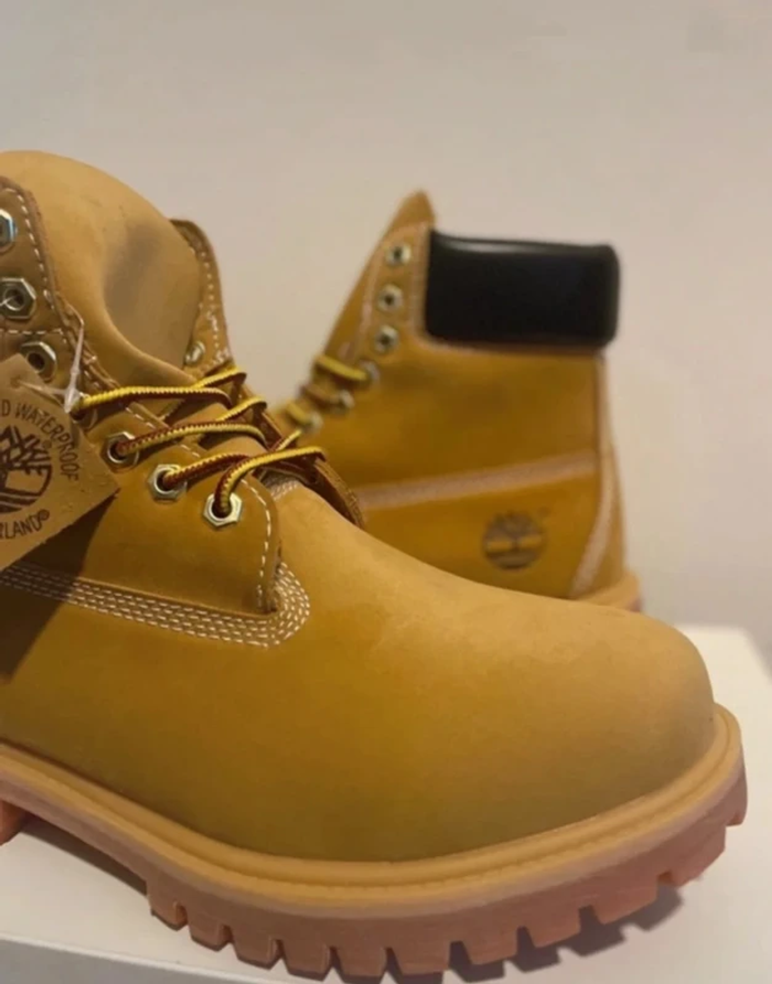 Bottes Timberland taille 44 - photo numéro 2