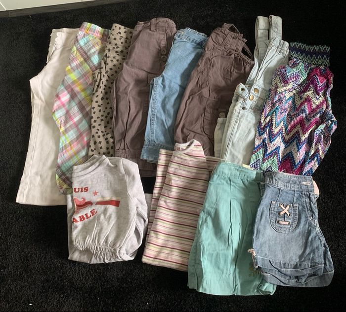 Gros lot de vêtements fille 3 ans - photo numéro 3