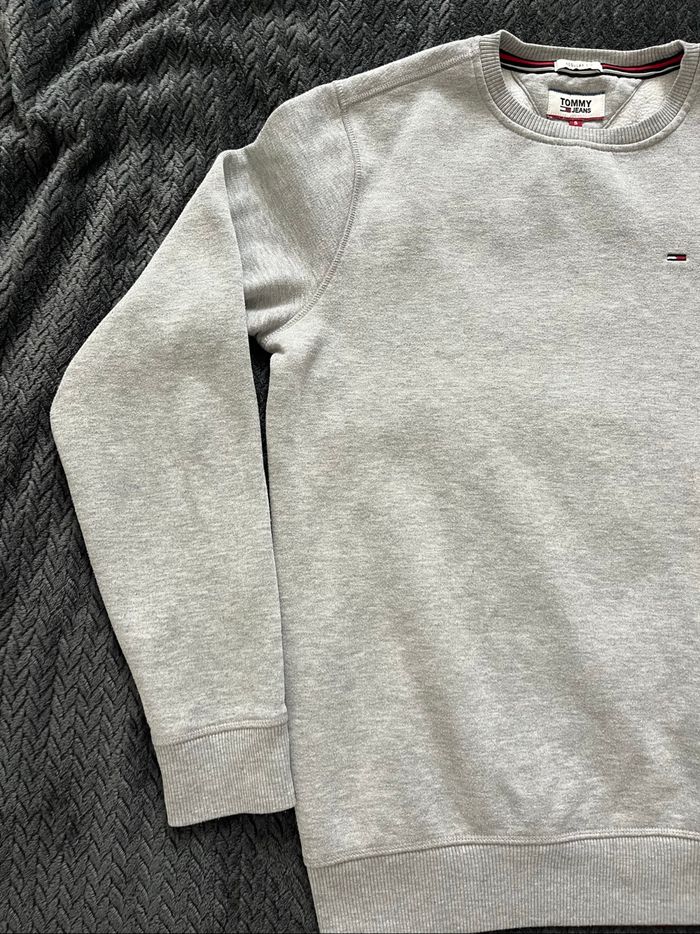 Sweat / pull Tommy Hilfiger gris homme Taille S - Tres bon etat - photo numéro 5