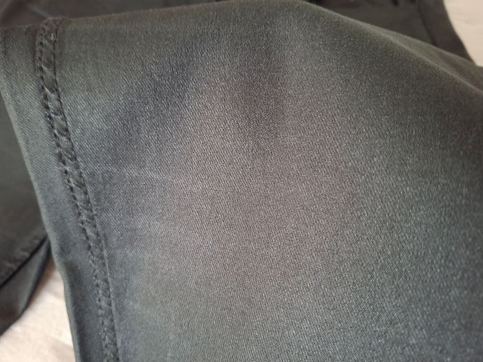 Pantalon  noir toile huilée - photo numéro 4