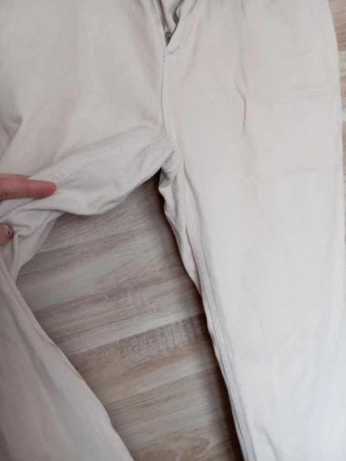 Beau jean beige - photo numéro 3