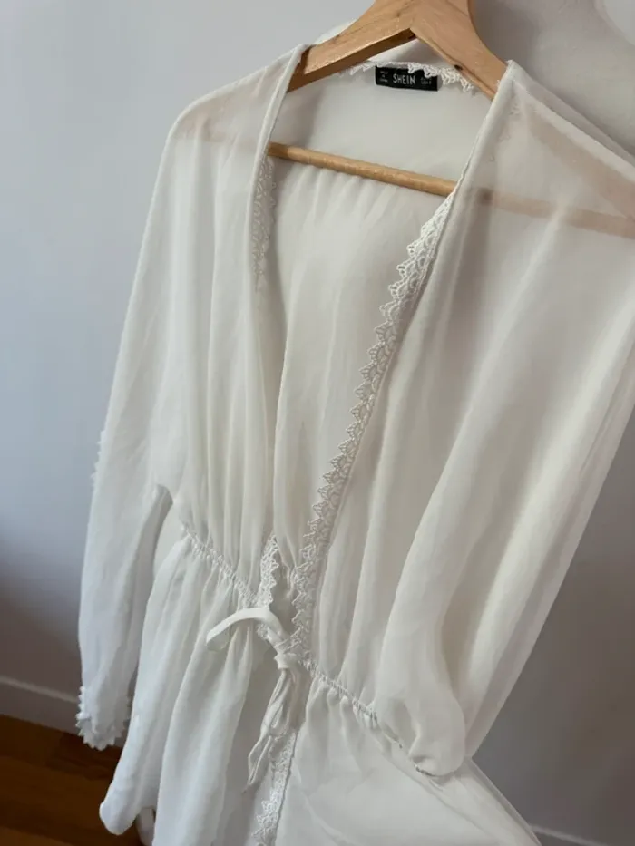 Joli cache maillot S/36 - photo numéro 3
