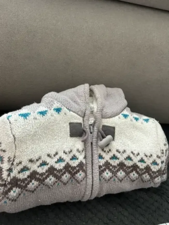 Gros lot de haut taille 6 mois - photo numéro 10