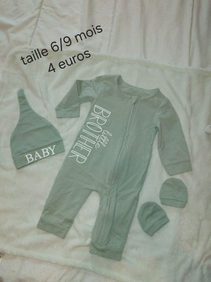 Ensemble taille 6/9 mois