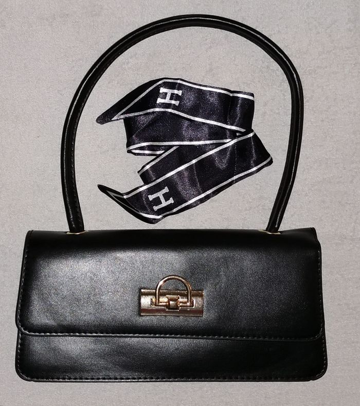 Lots de sac à main. Plusieurs formes et Plusieurs couleurs. Vente a l'unité ou en lots. - photo numéro 4