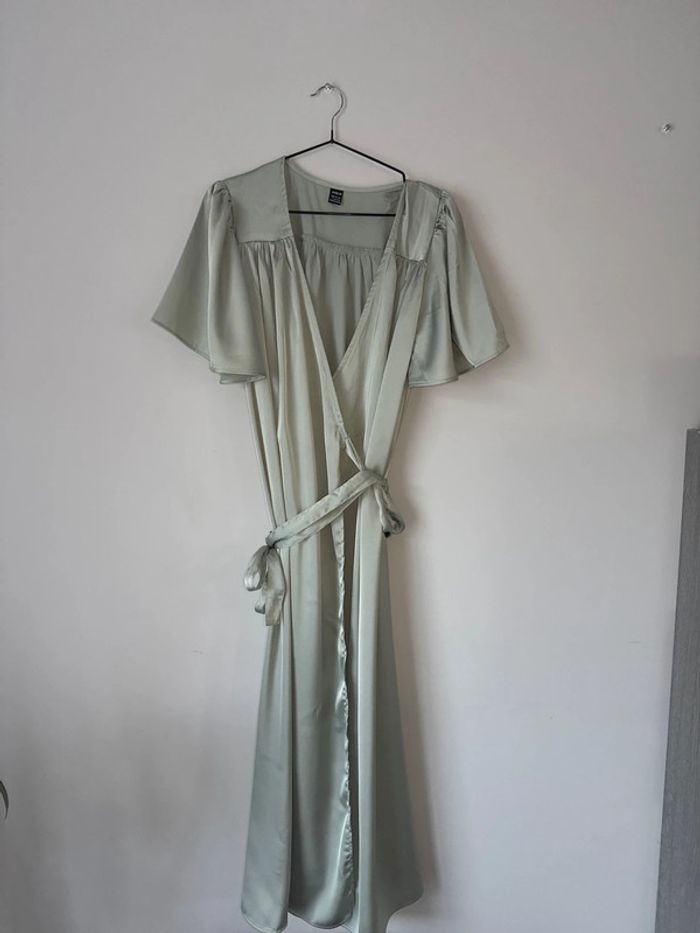 👗 Robe portefeuille d'été effet satin- Shein-neuf sans etiquette- taille L _ couleure verte