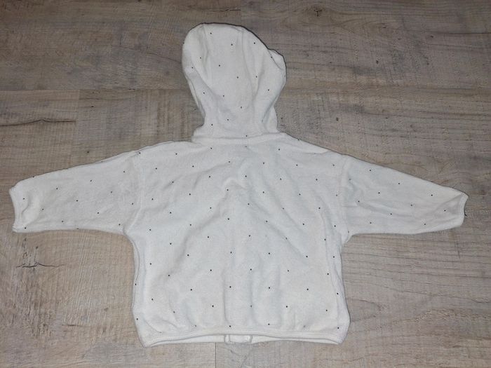 Gilet blanc fille 6 mois - photo numéro 3