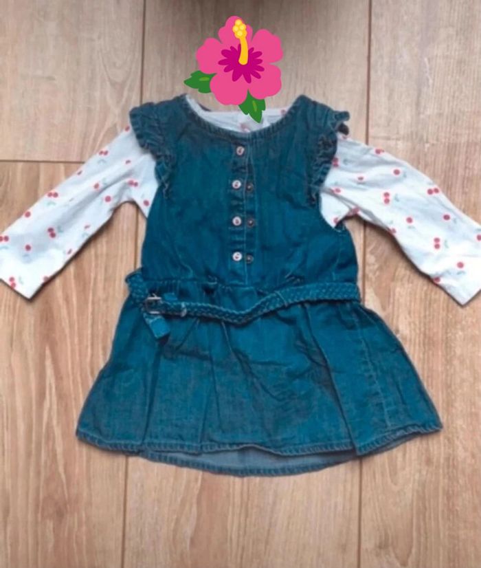 Robe 3mois Kiabi état neuf - photo numéro 2