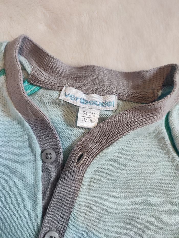 Gilet bleu ciel et taupe Vertbaudet taille 1 mois - photo numéro 2