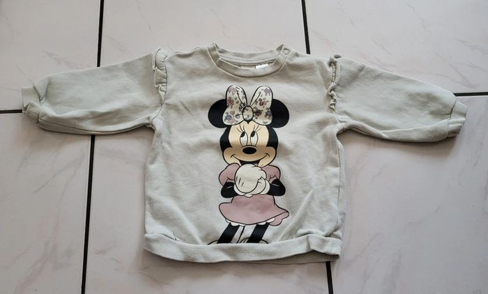 Pull minnie bébé