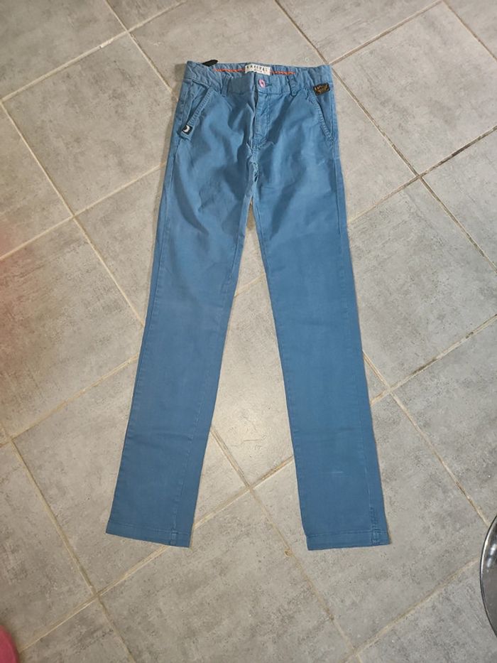 Joli chino garcon