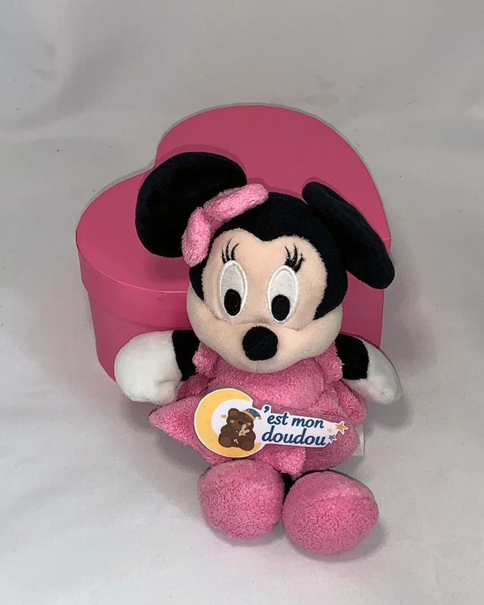DY12 doudou minnie disney