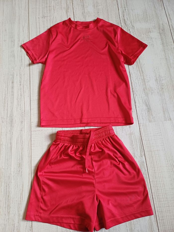 Tenue pro touch rouge en 6 ans