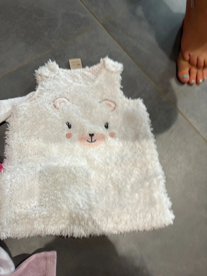 Lot de vêtements filles 3 mois hivers - photo numéro 16