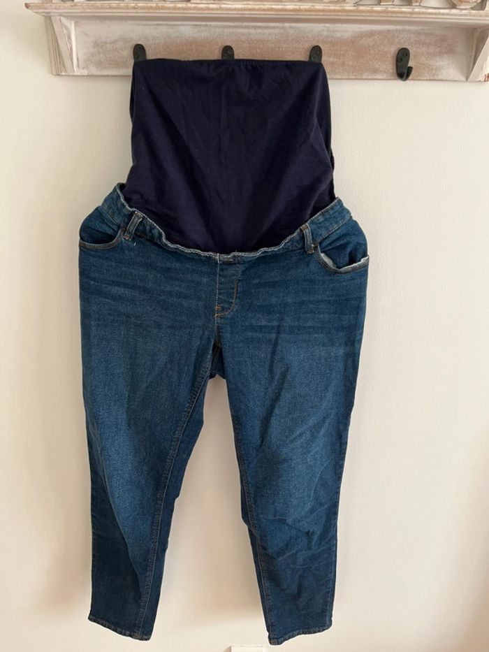 Jean de grossesse taille 46 neuf !