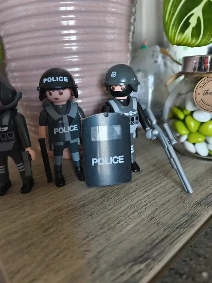 Playmobil thème police - photo numéro 3