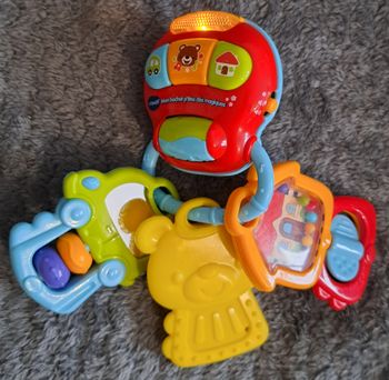 Hochet sonore et lumineux Mon Hochet P'tites Clés Magiques Vtech