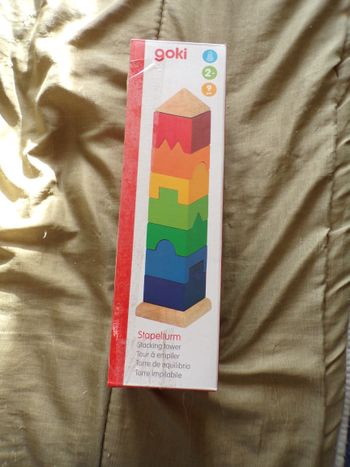 Tour à empiler en bois