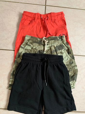 3 shorts 4ans