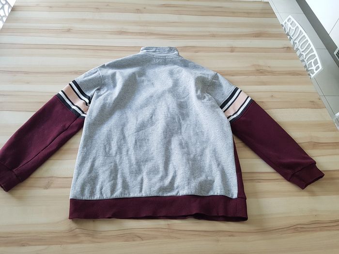 Sweat Jennyfer taille s /14 ans - photo numéro 6