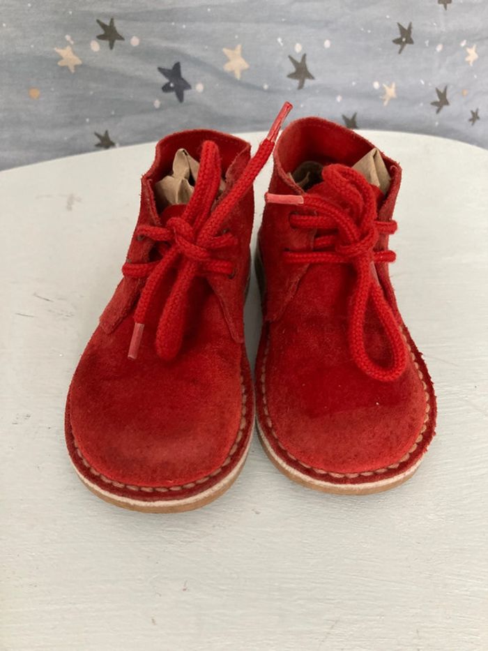 Chaussures rouges - photo numéro 2