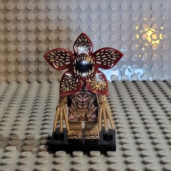 Minifigure / Figurine 🎬  Série Netflix - Stranger Things 😱 Demogorgon