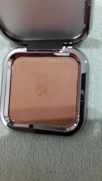 Poudre kiko, une neuve sans son emballage  ,les 2