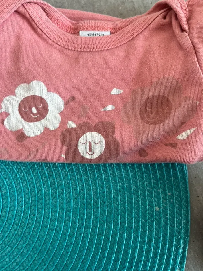 Jolie lot de body petit bateau manches longues 6 mois fille - photo numéro 5