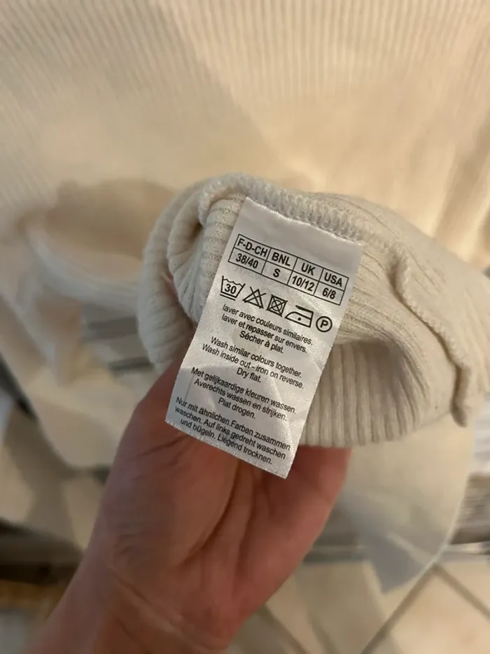 Pull blanc - photo numéro 3