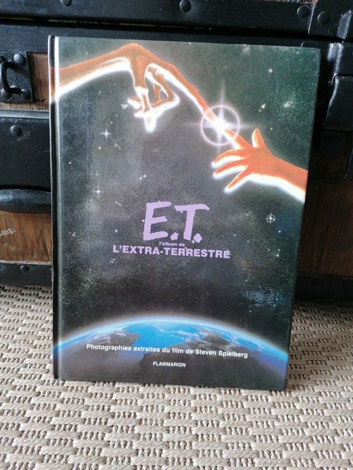 Livre E.T. l'album de l'extra-terrestre