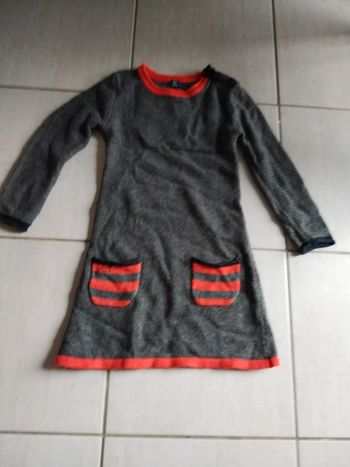 Robe en laine très bon état taille 6 ans