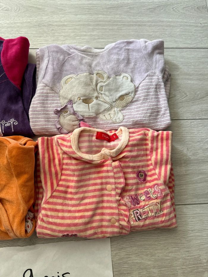 Lot de 4 pyjamas 9 mois - photo numéro 2
