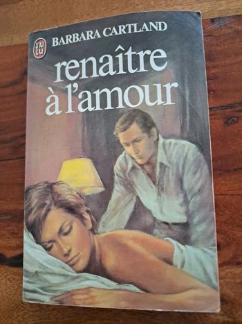 Livre Renaître à l'amour, Barbara Cartland