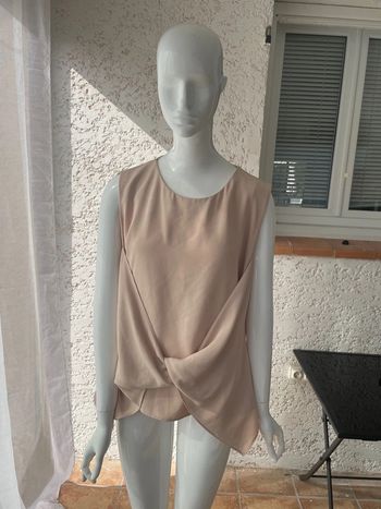 Haut  rose de la marque Zara, en taille XXL