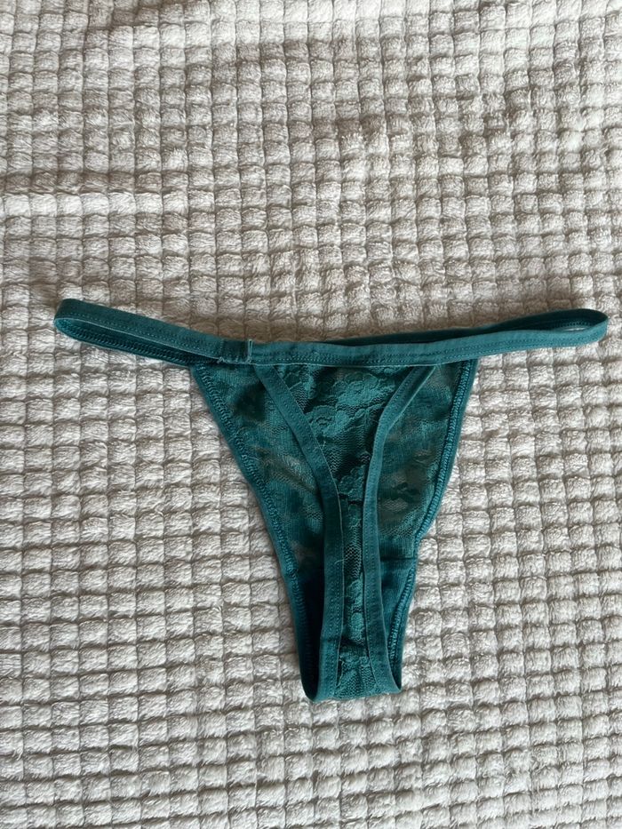 String - photo numéro 2