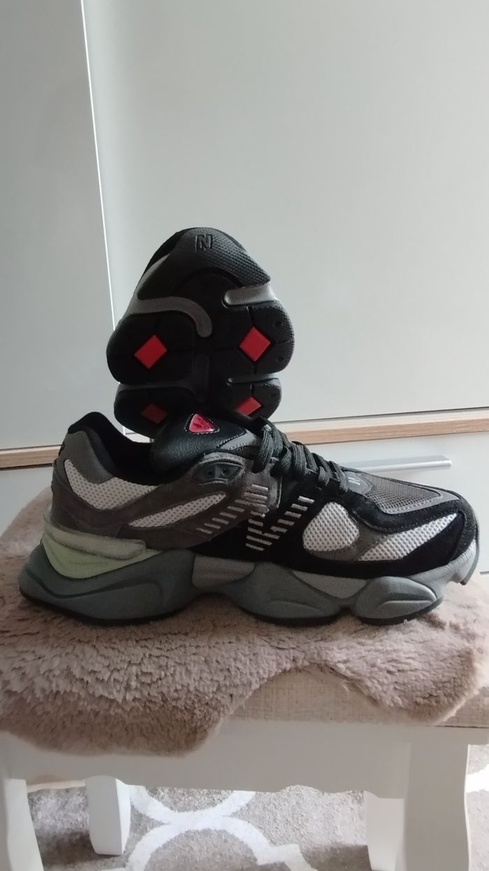 New balance 9060