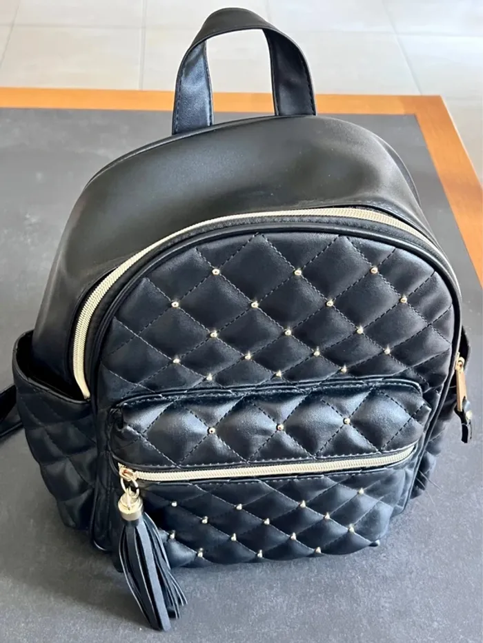 Sac à dos noir simili cuir - photo numéro 2