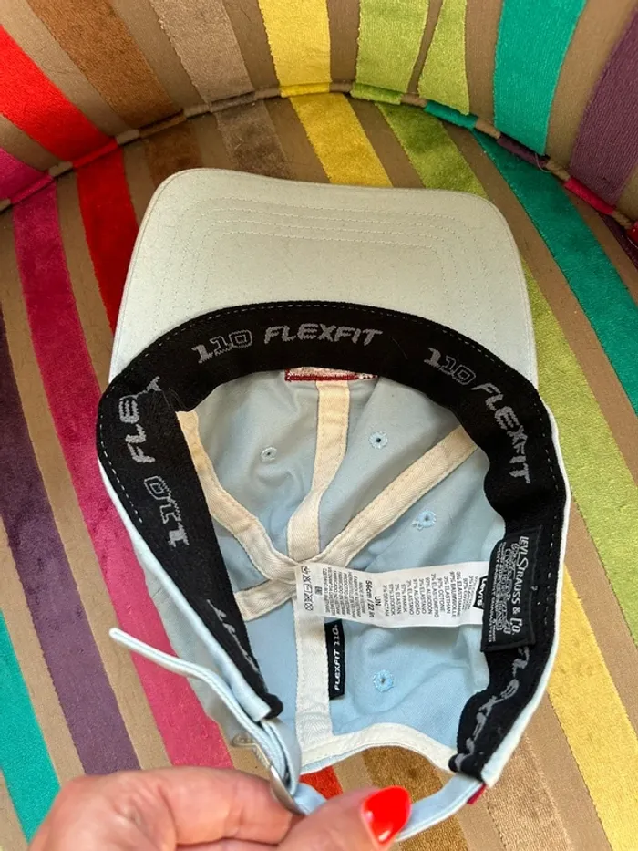 Levi’s casquette bleu clair taille 56 cm - photo numéro 4