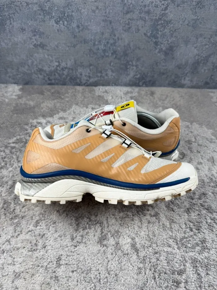 Salomon XT-4 OG - Tire Vanilla Ice - Beige & White & Blue - photo numéro 6