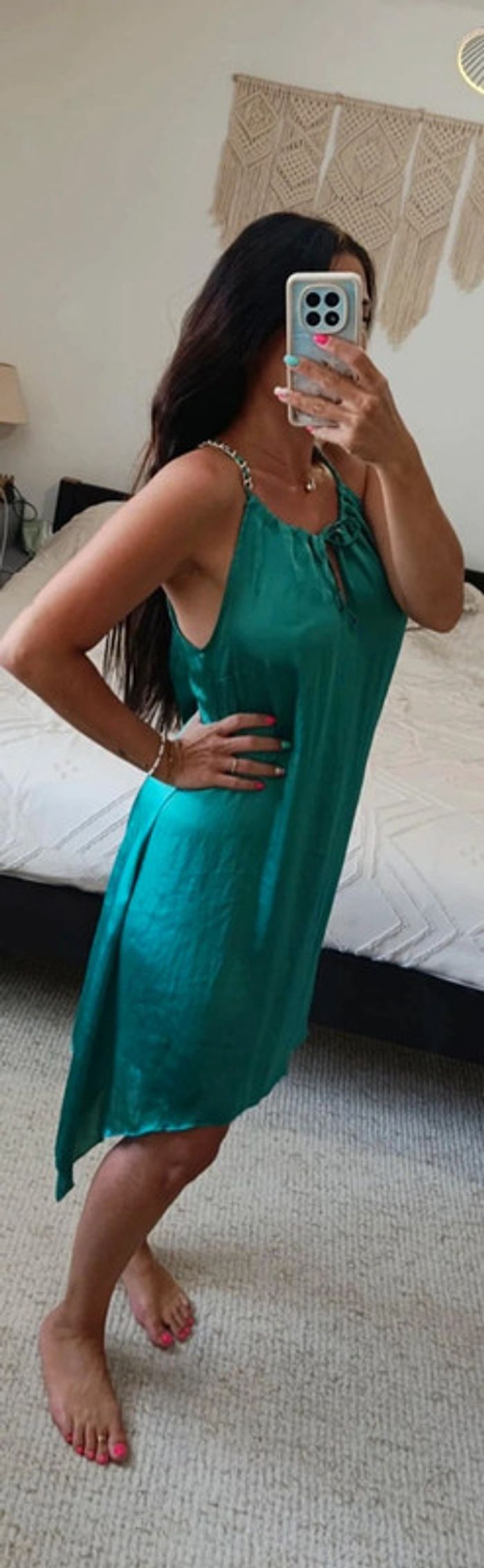 Robe d'été de soirée légère fluide Impérial soyeuse vert émeraude asymétrique classe chic - photo numéro 3